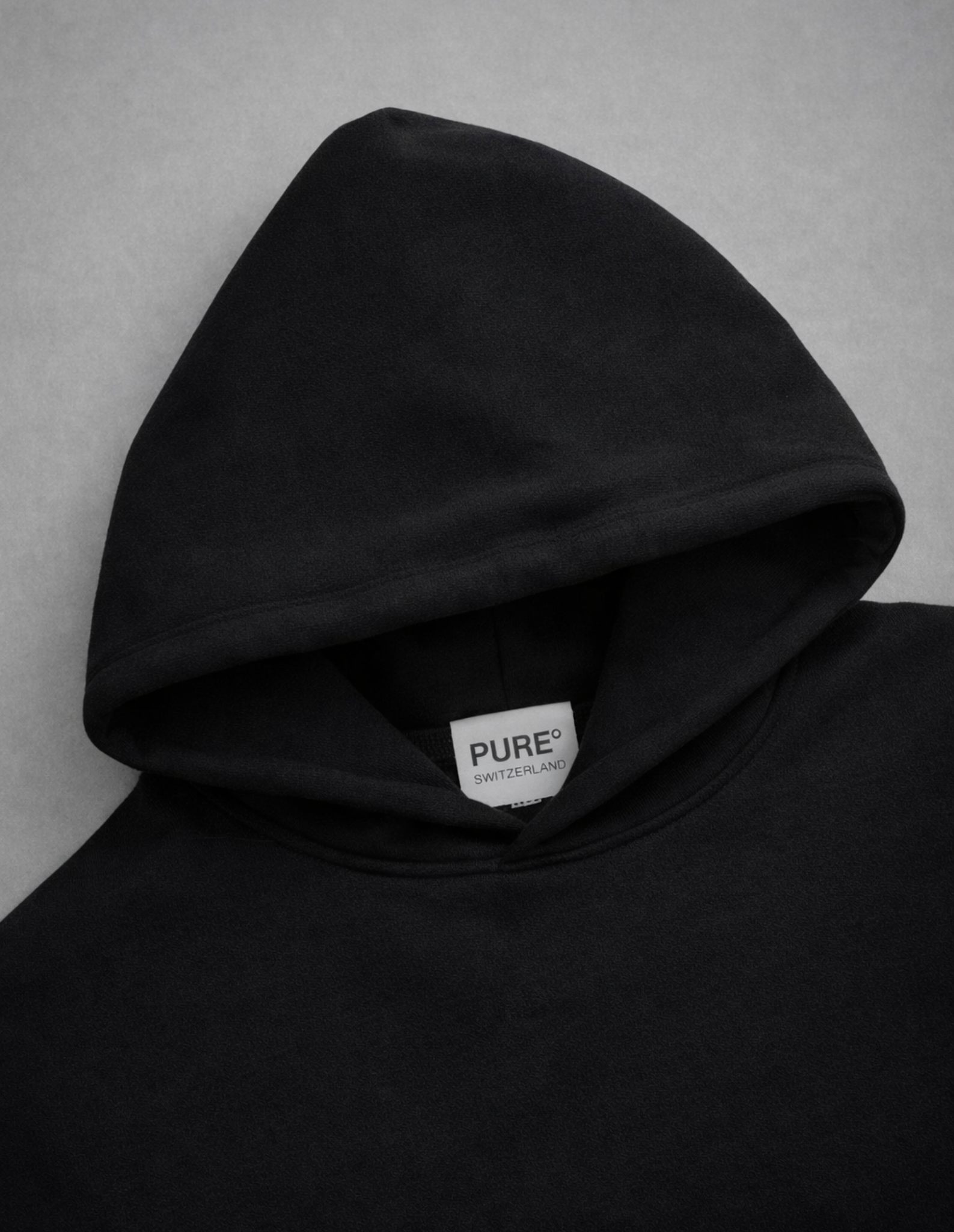 PREMIUM HOODIE